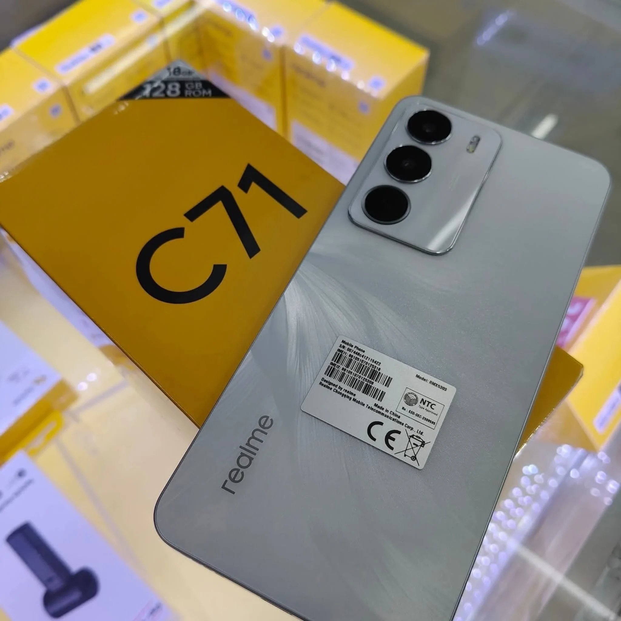 Realme C71 (256GB/8GB; 50MP Triple Camera; 6300mAh) - Image 3